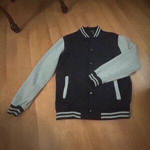 Men’s XL Black Bomber-Style Sweater/Jacket with Grey Sleeves